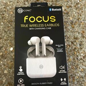 Focus True Wireless Earbuds With Charging Case